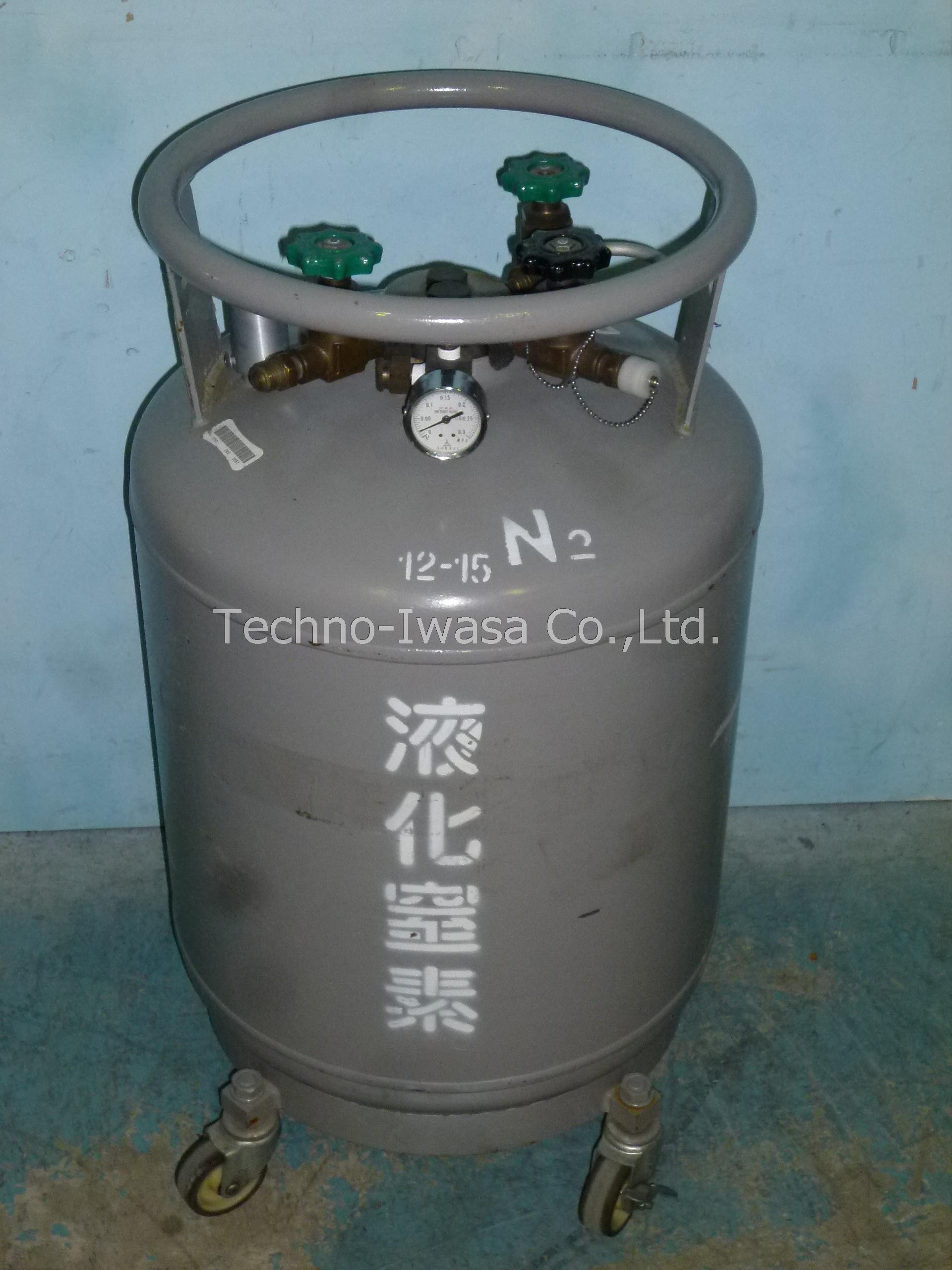 �t�̒��f�ۑ��e��